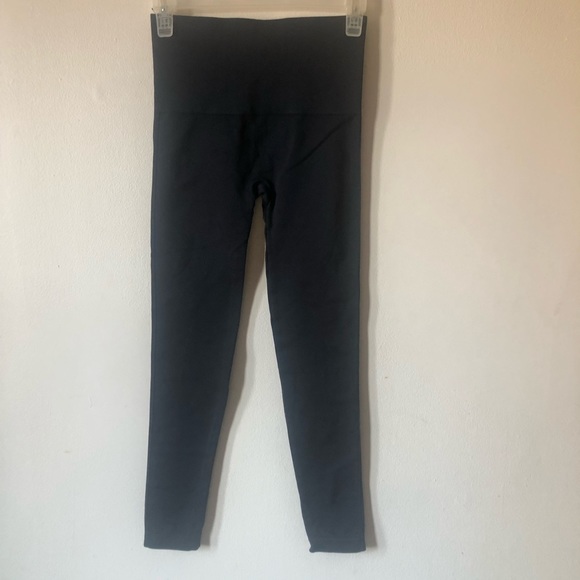 ❤️NWOT Spanx Navy Blue Black Leggings Size M - Picture 1 of 5